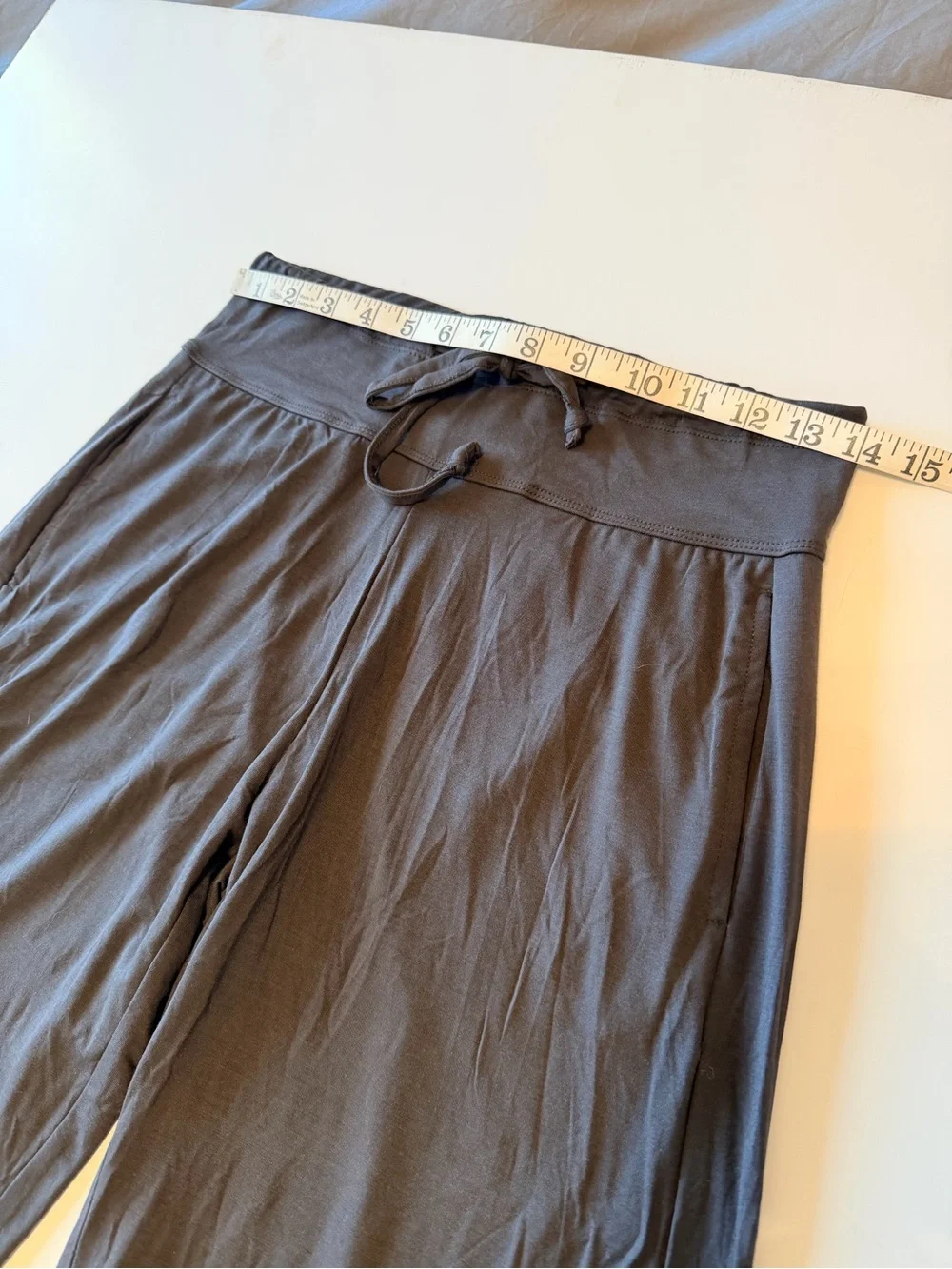 Barefoot Dreams Luxe Milk Jersey Namaste Joggers with pockets, grey, Size Small